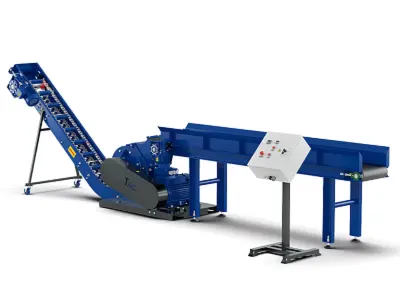 Tocător de lemn ZUBR-30 cu transportor